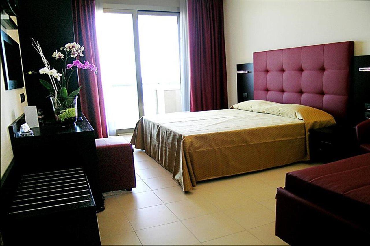 Terminal Palace & Spa Rimini Eksteriør billede