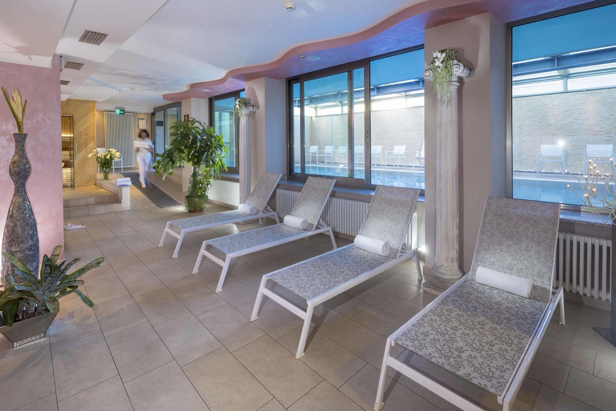 Terminal Palace & Spa Rimini Eksteriør billede